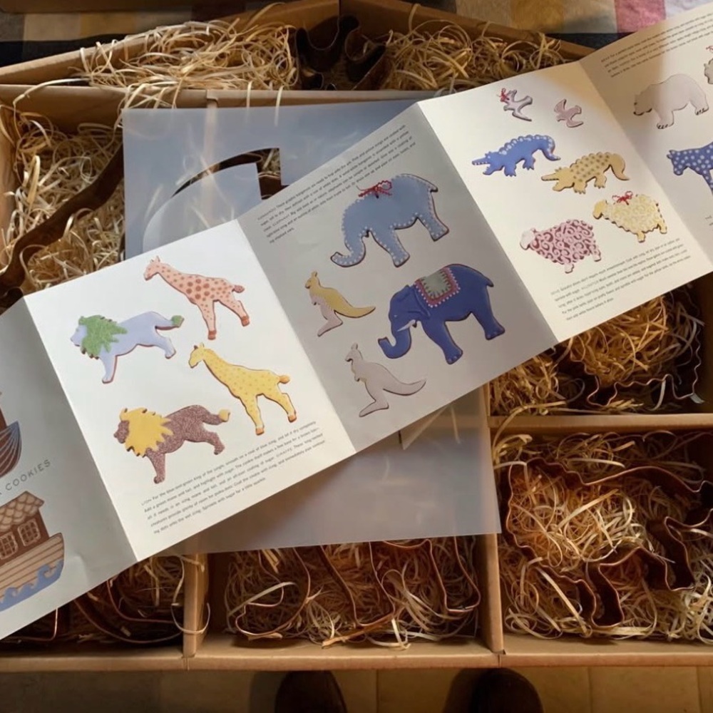 Martha Stewart Brass Cookie Cutters (Noah’s Ark) - Picture 4 of 5